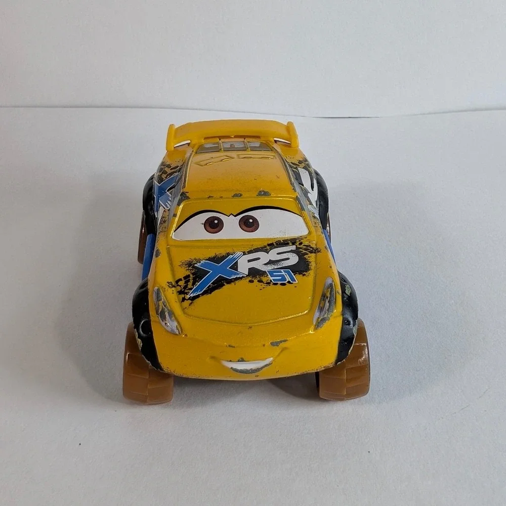 Disney Pixar Cars Mattel XRS Mud Racing Cruz Ramirez Dinoco 51 Diecast Car